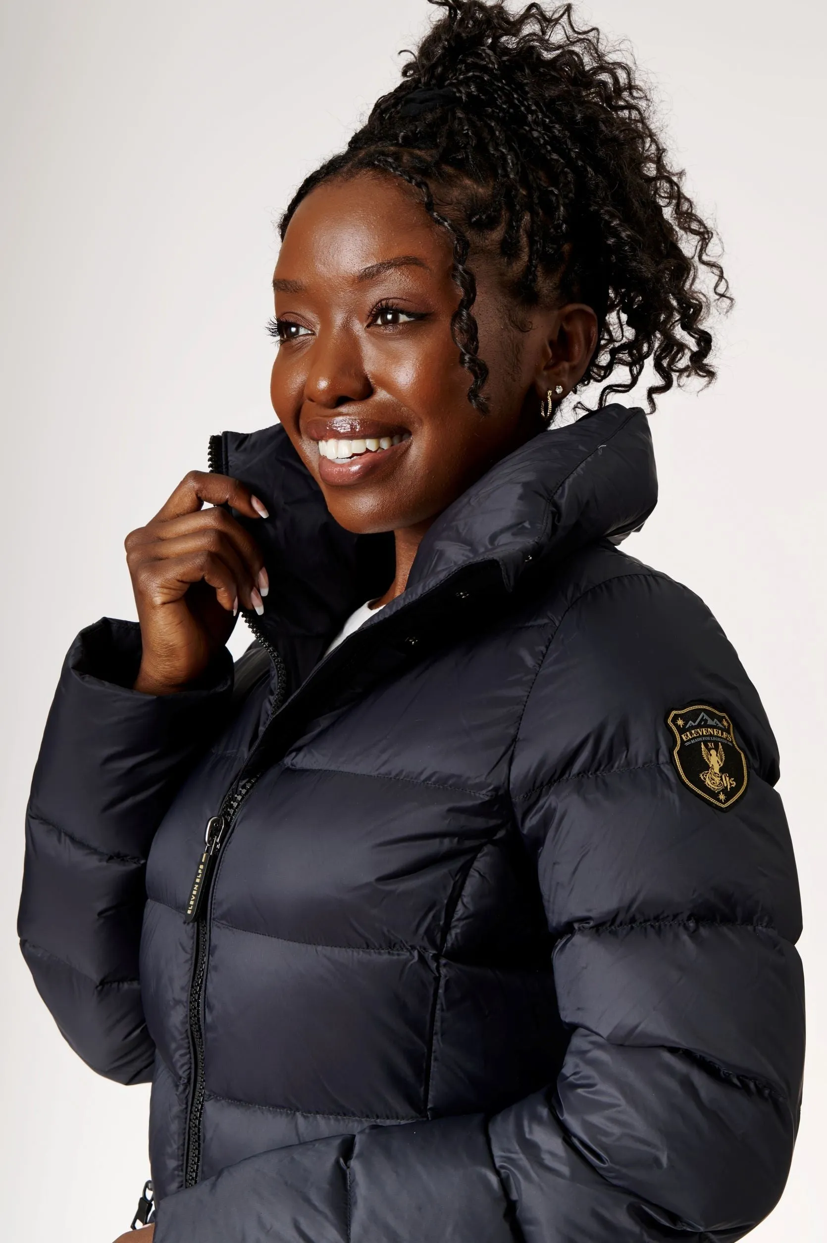 Eira Short Down Jacket | Matte Black & Black