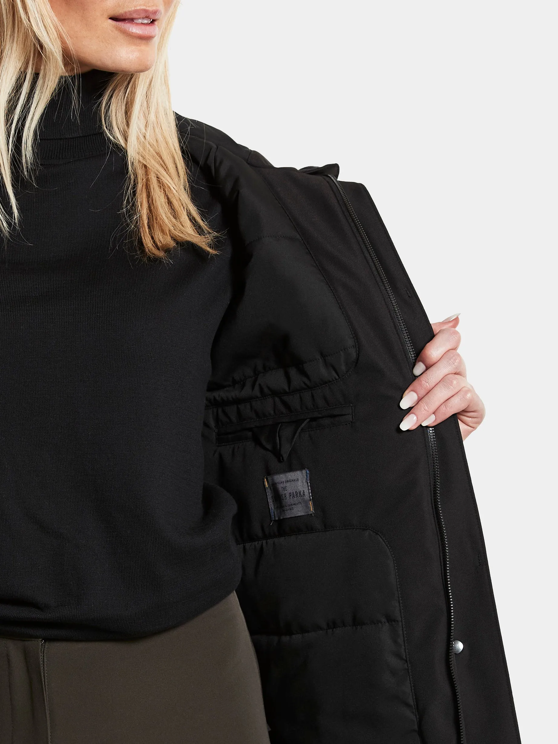 Luna Parka - Black