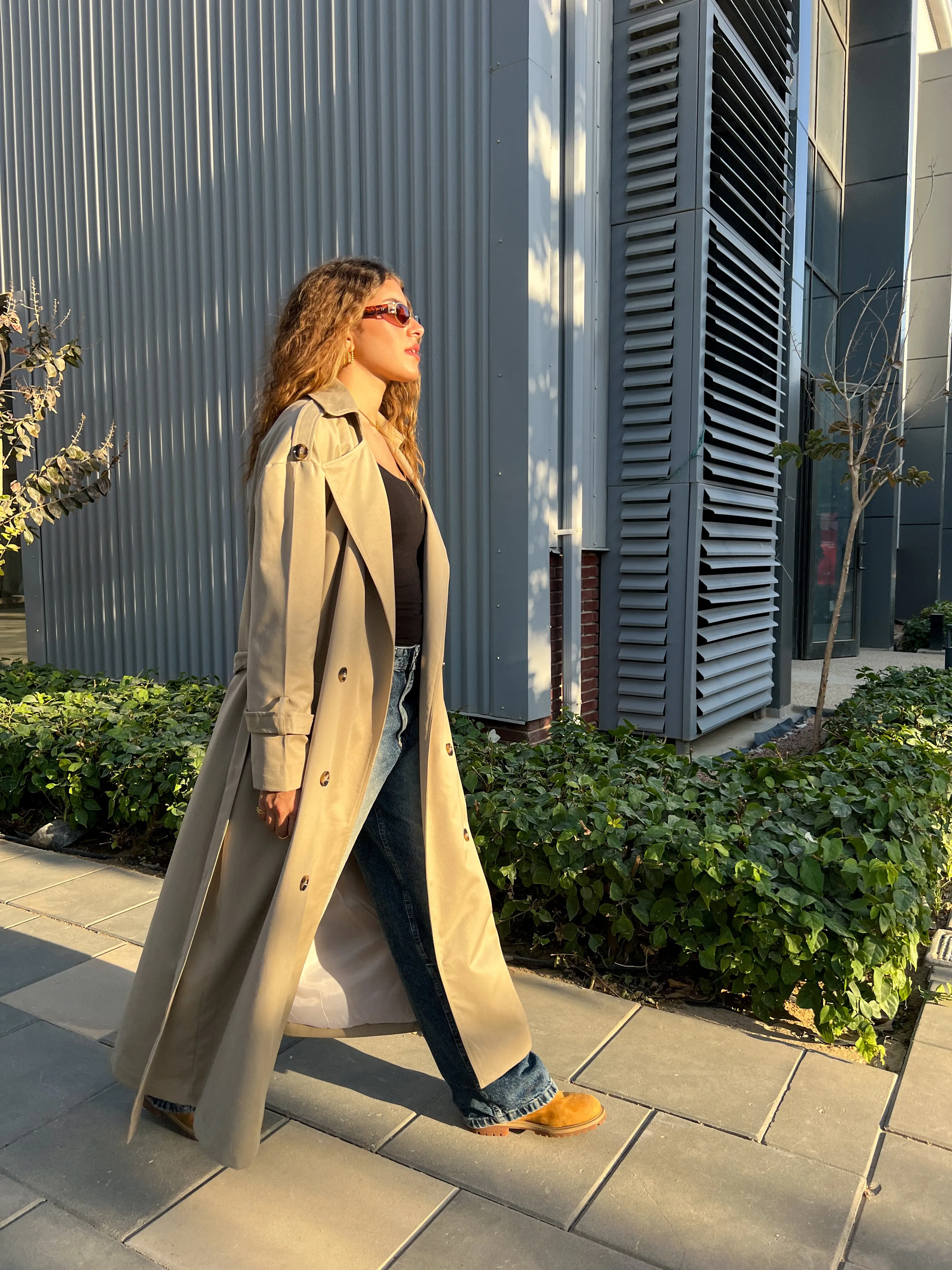 NEW TRENCH COAT IN BEIGE