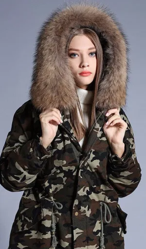 Stylish Winter Warm Women's Down Jacket With Fur