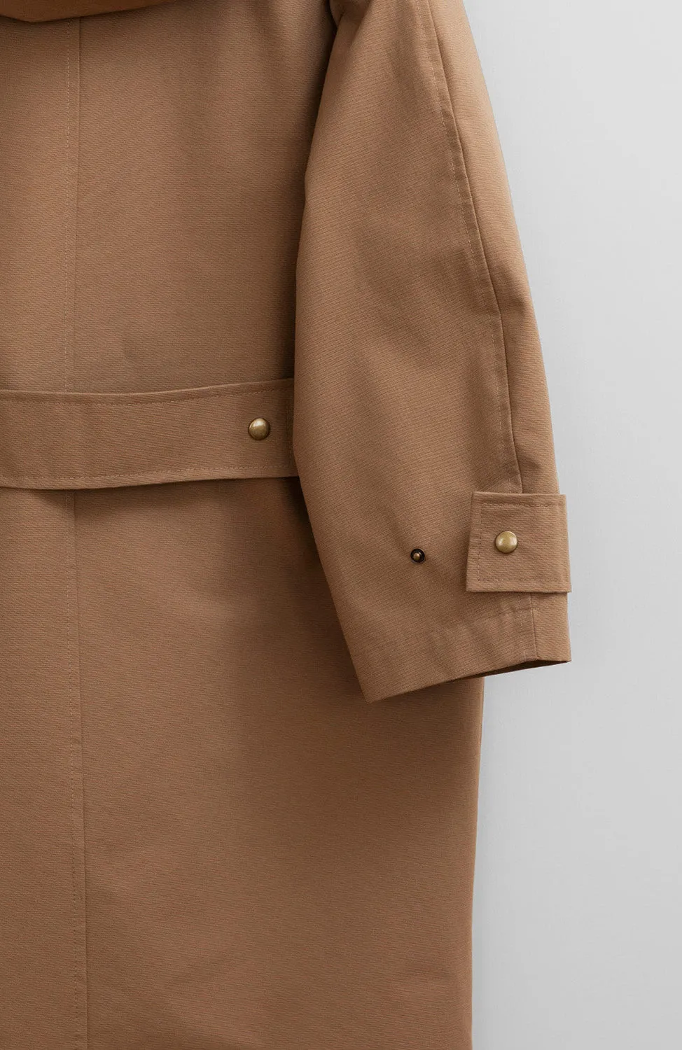 WATERPROOF BROWN COAT