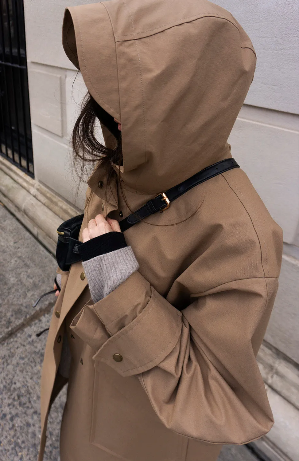 WATERPROOF BROWN COAT