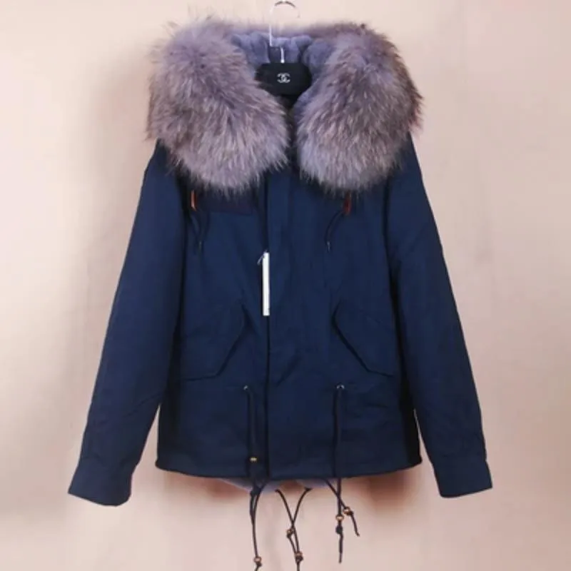 Women's Winter Casual Polyester Hooded Short Parka With Raccoon Fur