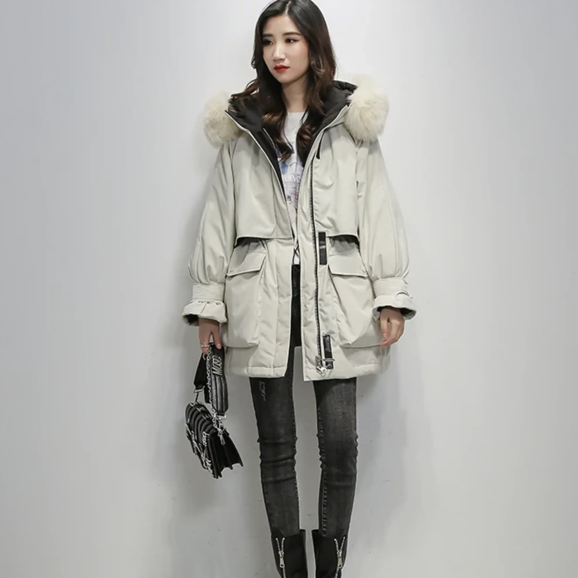 Women's Winter Polyester Hooded Warm Parka With Fox Fur